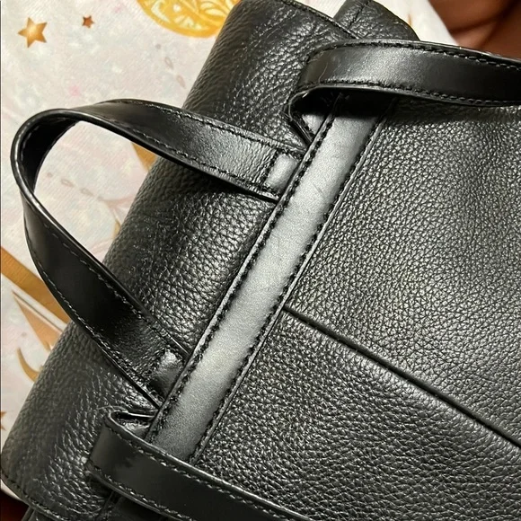 Kate Spade Remington Jumbo Black Pebbled Leather Backpack EUC Like new Amazon.com: kate spade new york Hudson Pebbled Leather Small  main image 4
